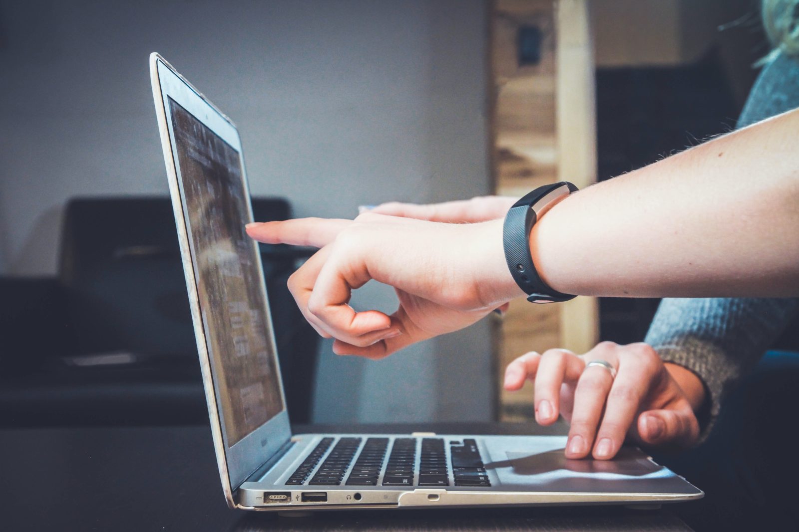 How to Design E-Learning Courses for Adult Learners